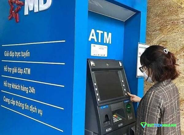 Mức phí rút tiền tại cây ATM MB Bank