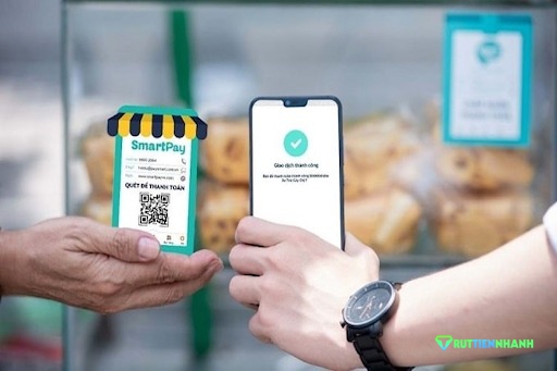 Rút tiền ví trả sau smartpay được không?